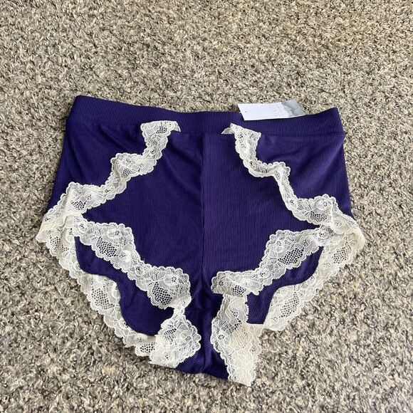 SLEEP by Cacique Soft Pajama Lounge Shorts Pants Lace Trim Purple 10/12 New - Picture 1 of 5